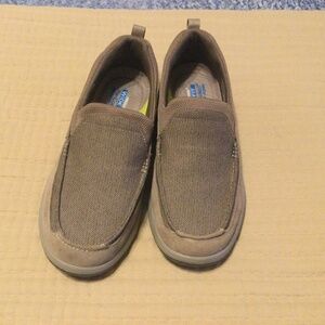 New Skechers Mens Adel Array 10.5 Wide.  No box